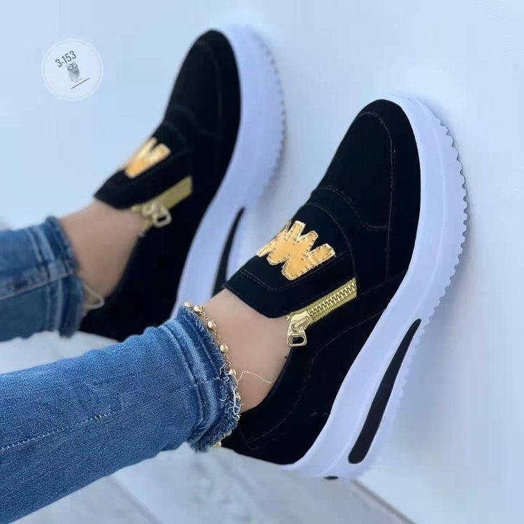 Damen  Slip-On Keilsneaker mit dekorativem Reißverschluss, gepolstertem Memory-Fußbett und profilierter Plateausohle EB