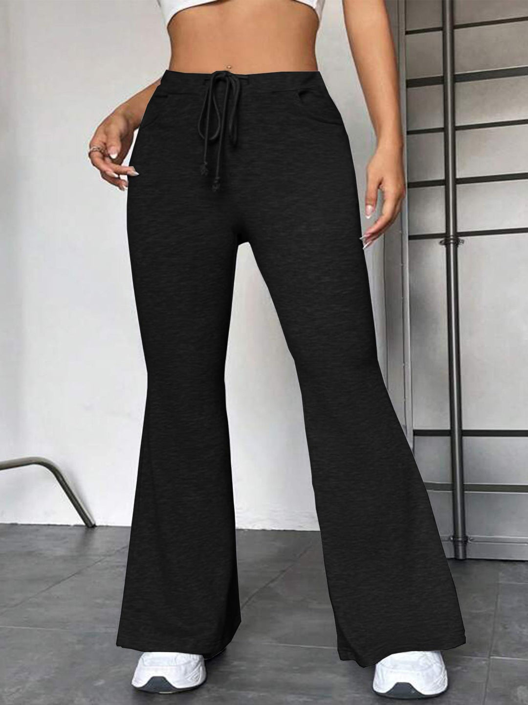 Damen Sportliche Sweathose mit weitem Bein und verstellbarem Bund EB