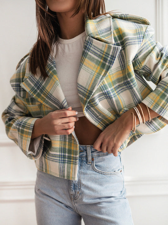 Damen Karierter Kurzblazer mit schickem Schnitt und modischen Details EB