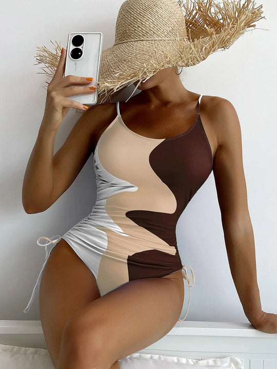 Damen Einteiler-Badeanzug mit verspielten Cut-Outs und floralem Design EB