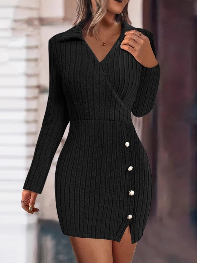 Damen Strickkleid mit V-Ausschnitt und Knopfdetails EB