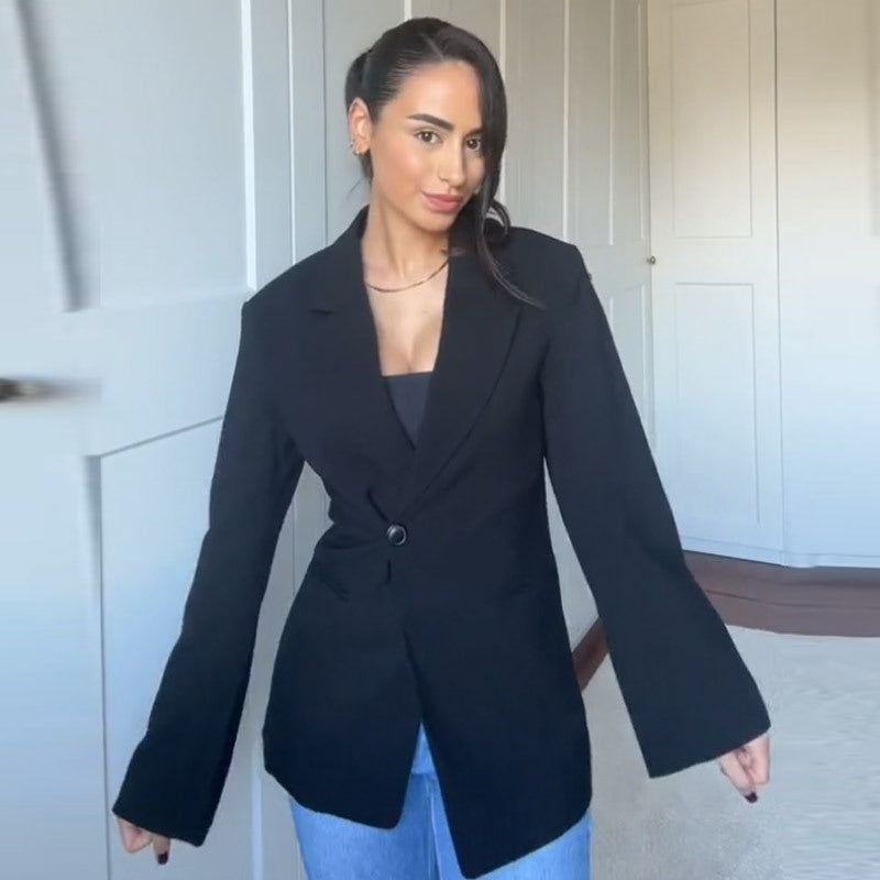 Damen Eleganter Blazer mit tailliertem Schnitt und praktischen Taschen EB
