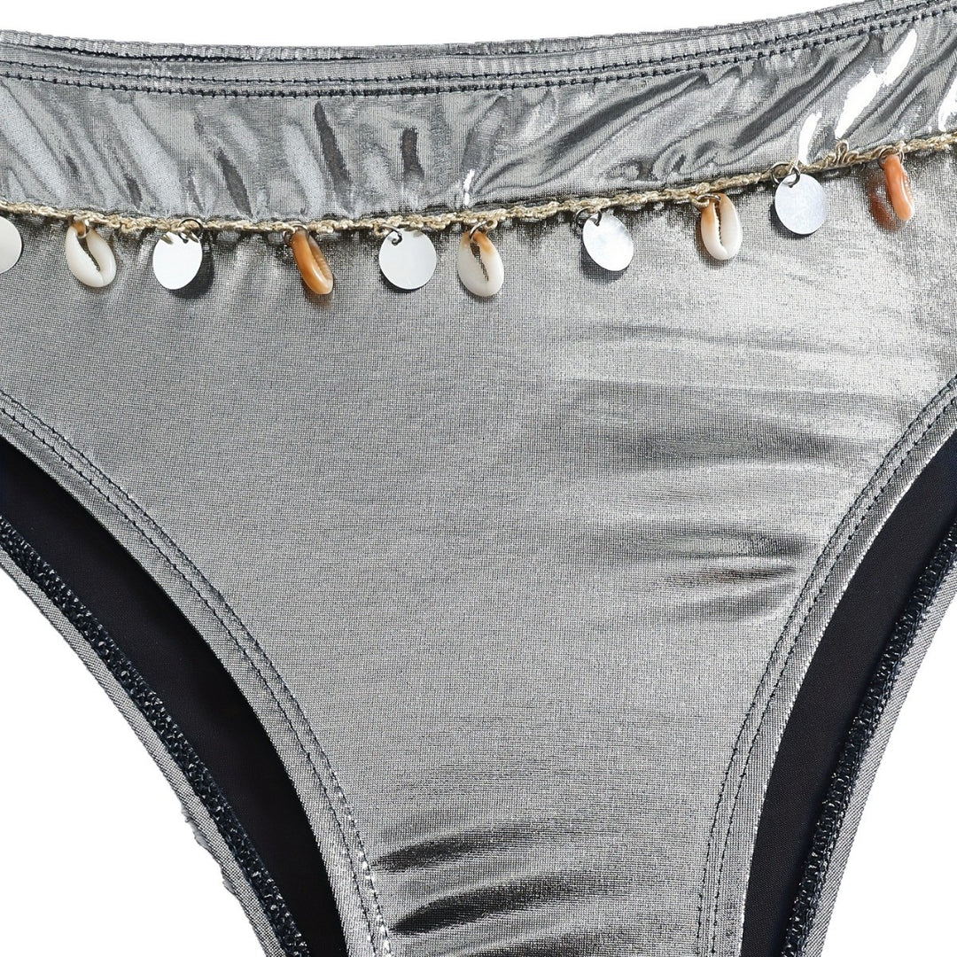 Damen Bandeau-Bikini mit eleganter Glanzoptik und modischen Muscheldetails EB