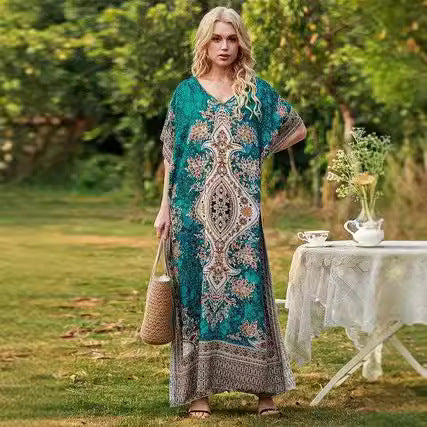Damen Maxikleid mit detailliertem Floral- und Paisleydesign EB