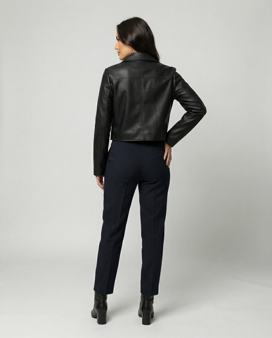 Damen Kurzjacke aus PU-Leder im Vintage Biker-Stil Schwarz
