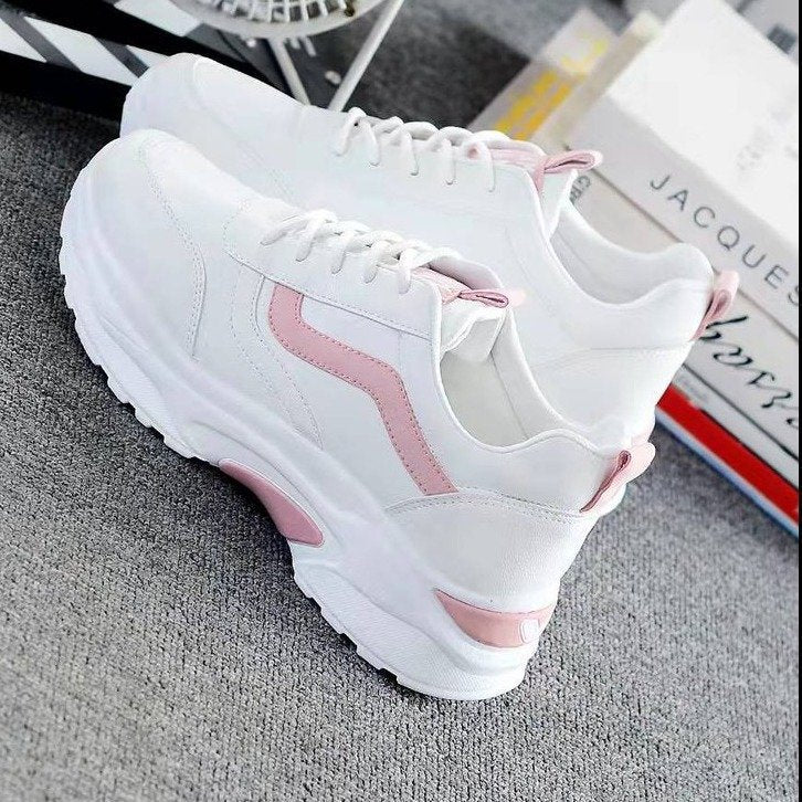 Damen Komfortable Sneaker mit atmungsaktiver Obermaterialkonstruktion EB