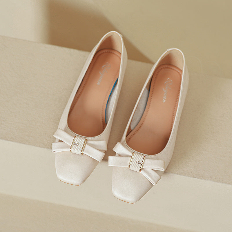 Damen elegante Ballerinas mit modischer Schleife und komfortablem Blockabsatz EB