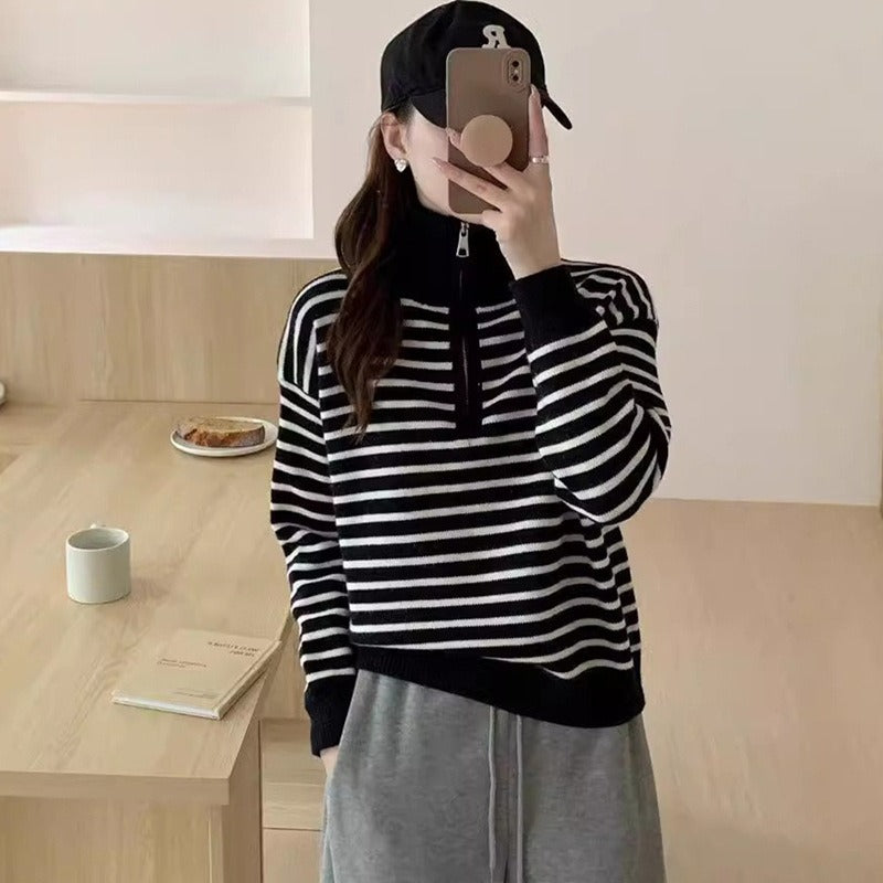 Damen Strickpullover mit kurzem Reißverschluss und modischem Streifenmuster EB
