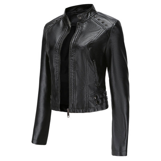 Damen nan kurze taillierte Kunstlederjacke mit Nietenbesatz und Stehkragen EB