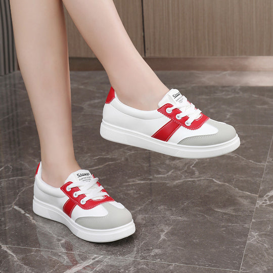Damen Freizeit Sneakers mit modischem Farb- und Materialmix EB