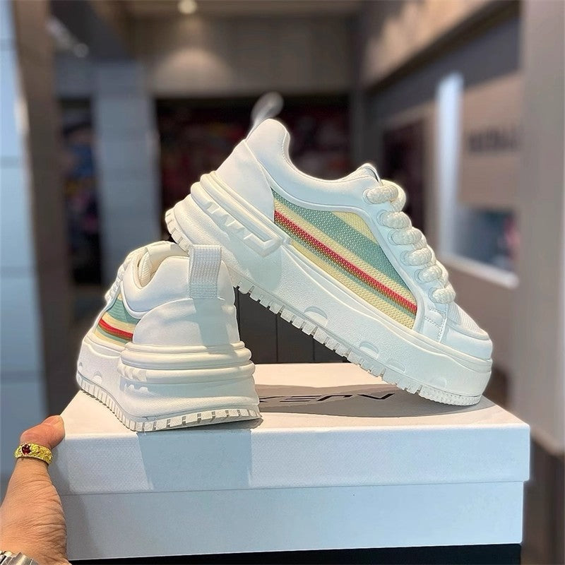 Damen Sportliche Plattform Sneakers mit rutschfester Sohle und atmungsaktivem Mesh-Obermaterial EB
