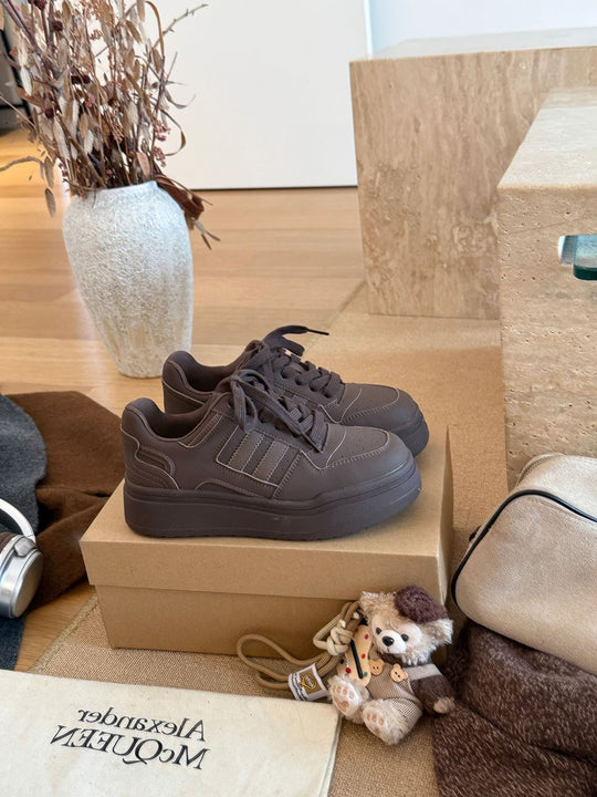 Damen Sportliche Sneaker mit dämpfender Sohle aus hochwertigem Obermaterial EB