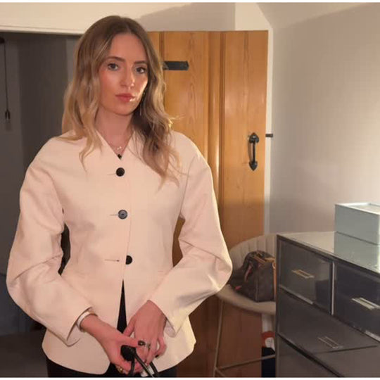 Damen modischer Blazer mit voluminösen Ärmeln EB