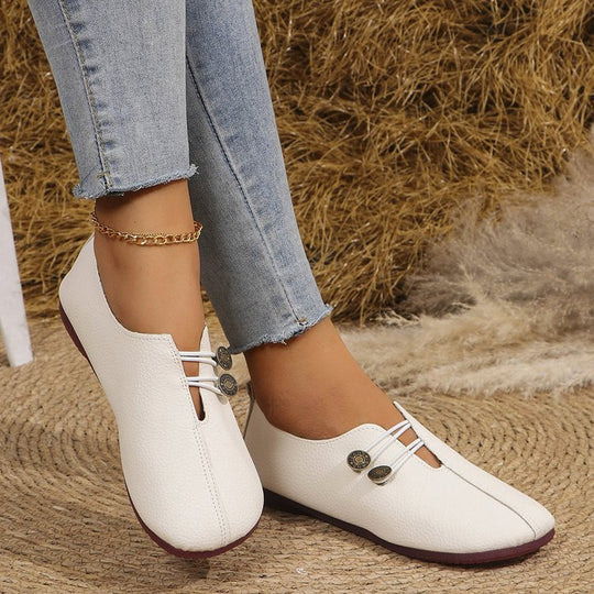 Damen Vintage-inspirierte Lederoptik Ballerinas mit quadratischer Zehenpartie und Zierknöpfen EB