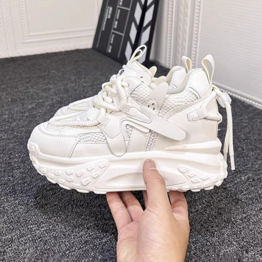 Damen Chunky Sneakers mit reflektierendem Obermaterial und innovativer Dämpfung EB