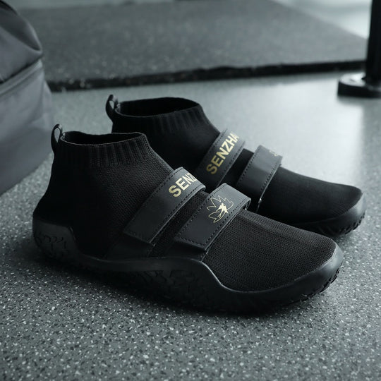 Damen Sportliche Aquaschuhe mit elastischem Klettverschluss und rutschfester Sohle EB