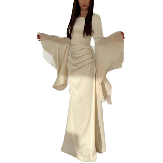 Damen Abendkleid mit Quadrat-Ausschnitt, transparenten Glockenärmeln und drapierter Taillenpartie EB