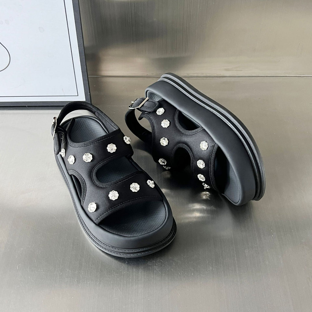 Damen modische Sandalen mit luxuriösen Verzierungen EB