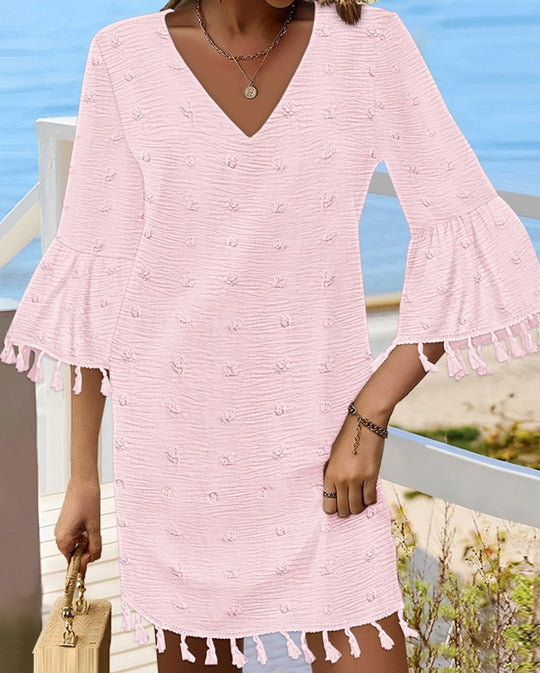 Damen Strandkleid mit elegantem V-Ausschnitt und dekorativen Fransen EB