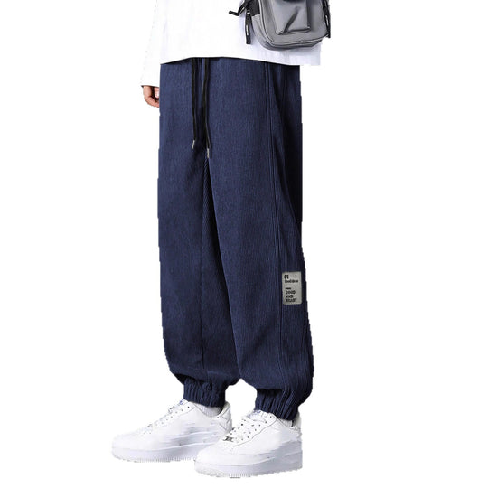 Herren nan Relax-Freizeithose aus feiner Breitkordstruktur mit Tunnelzug und elastischen Knöchelabschlüssen EB