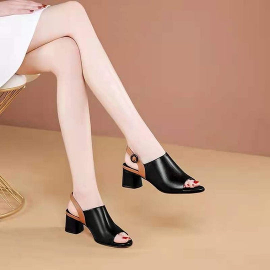 Damen Sandaletten mit elegantem Blockabsatz und stilvollem Riemchen-Design EB