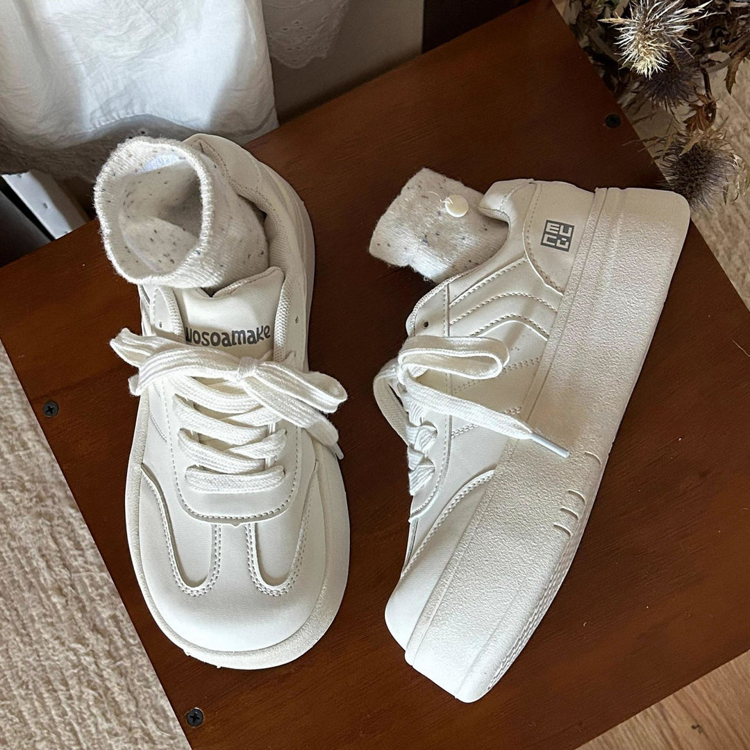 Damen Sportliche Sneaker mit verstärkter Sohle und komfortabler Passform EB