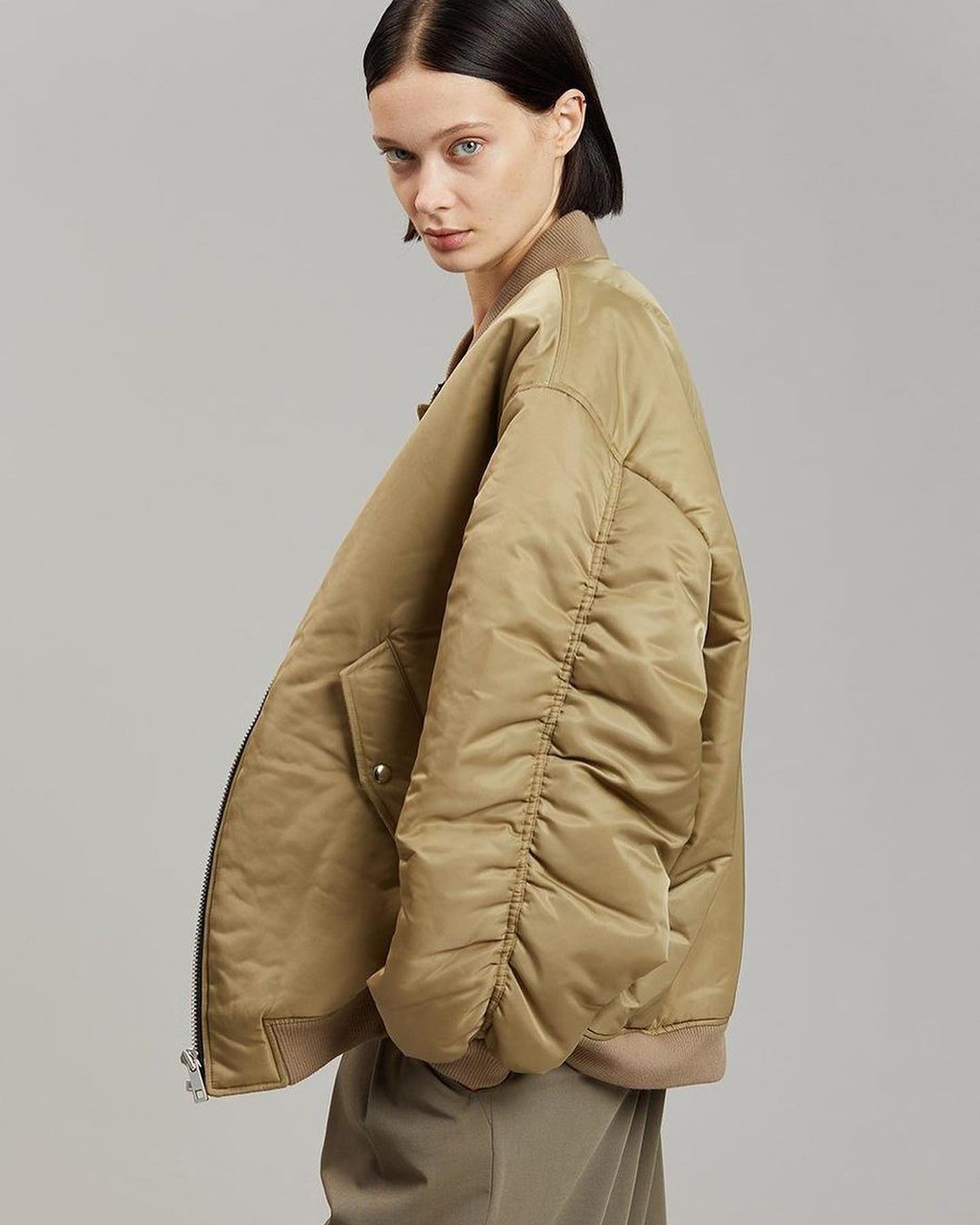 Damen Oversize-Pufferjacke EB