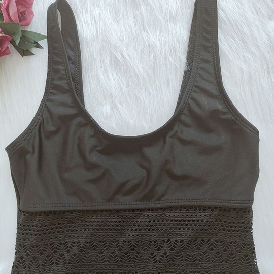 Damen Eleganter Einteiler-Badeanzug mit Spitzenakzenten EB