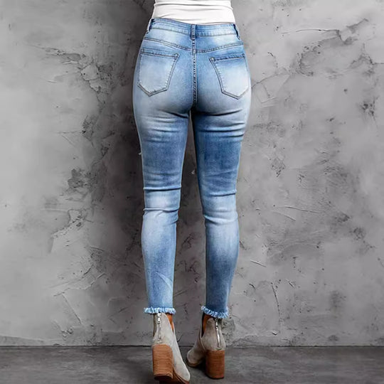 Damen Jeans im modernen Destroyed-Design mit aufregenden Tiermustern EB