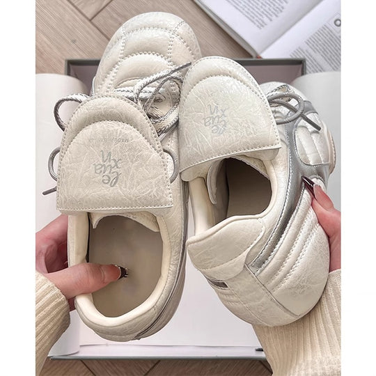 Damen Sportliche Sneakers mit modischen Details und atmungsaktiver Sohle EB