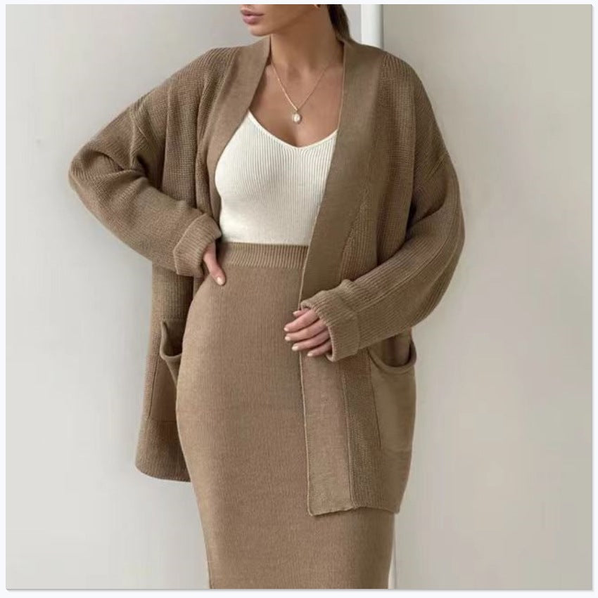 Damen Elegantes Strick-Set mit Rückenschlitzen und lässiger Passform EB