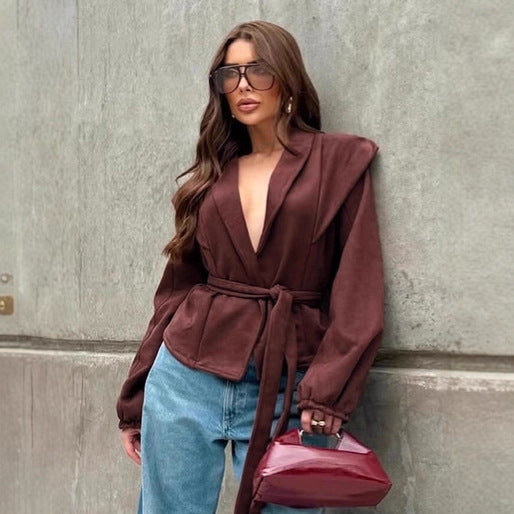 Damen Kunstlederjacke mit übergroßen Ärmeln und taillierter Silhouette EB