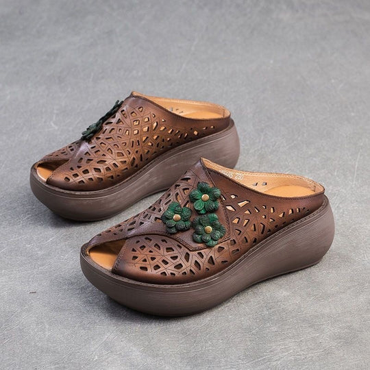 Damen Modische Clogs mit floraler Applikation und atmungsaktivem Design EB