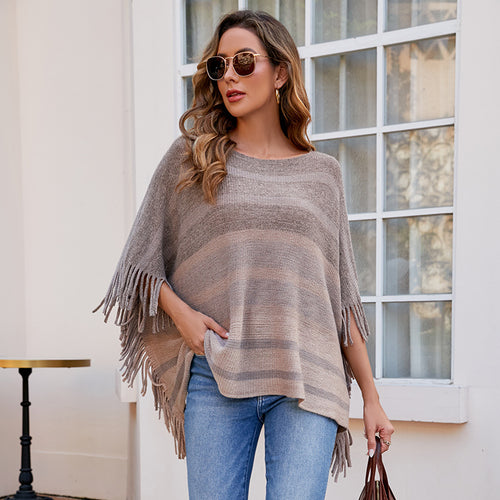 Damen eleganter Poncho mit strukturiertem Design und fransigen Details EB