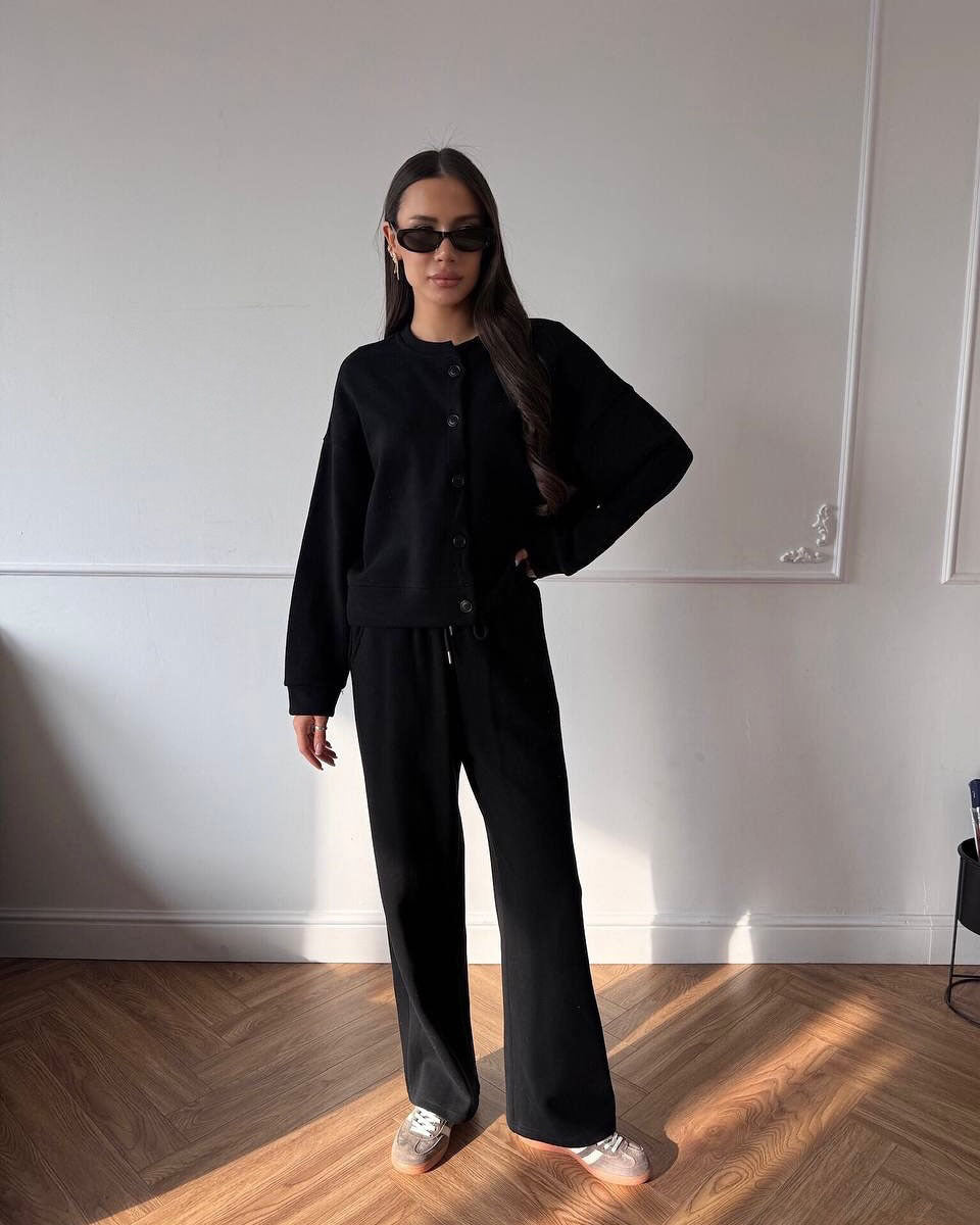 Damen Zweiteiliges Loungewear-Set aus Sweat mit geknöpfter Cropped-Jacke und weiter Kordelzughose EB