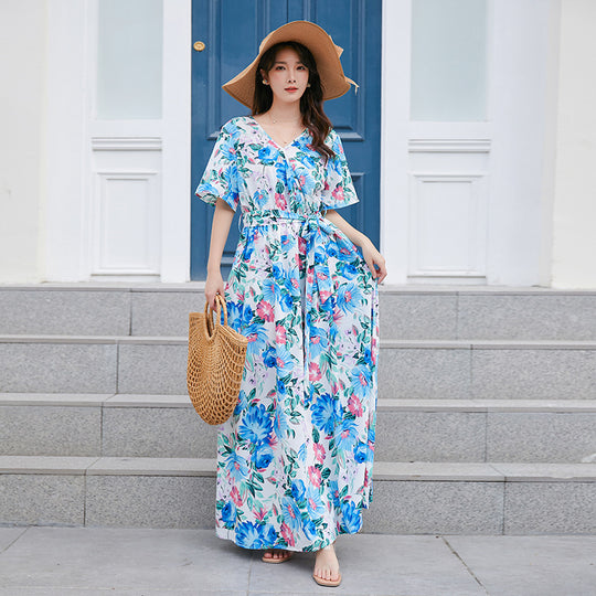 Damen Maxikleid mit eleganter Taille und floralen Akzenten EB