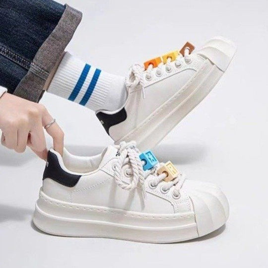 Damen Casual Sneakers mit bunten Schnürsenkeln und komfortabler Plateau-Sohle EB