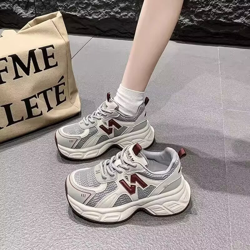 Damen Sportliche Sneakers mit innovativem Dämpfungssystem und atmungsaktiven Mesh-Einsätzen EB