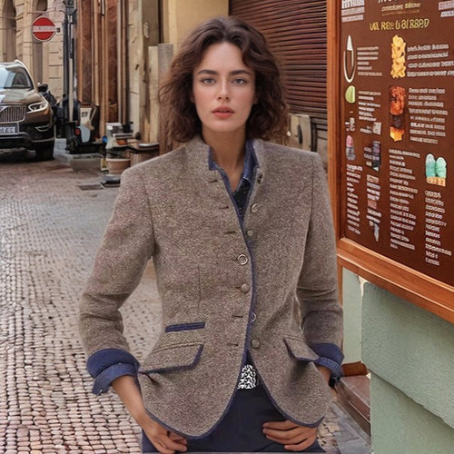 Damen nan klassische Trachtenjacke mit Stehkragen und dekorativen Zierknöpfen EB