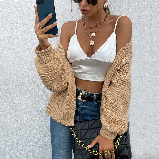 Damen Grobstrickjacke mit weitem Schnitt und weichen Ärmeln EB