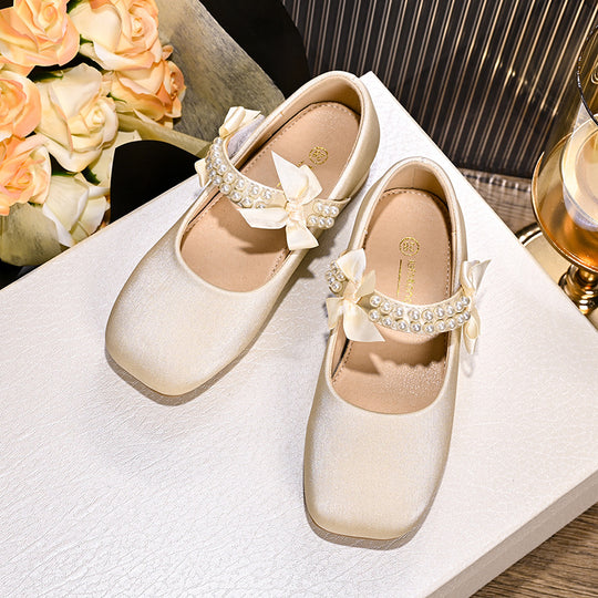 Mädchen Ballerina-Schuhe mit dekorativen Perlen- und Schleifenakzenten EB
