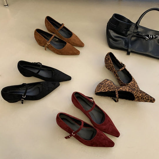 Damen elegante Ballerinas mit verstellbarem Riemen und feiner Wildlederoberfläche EB