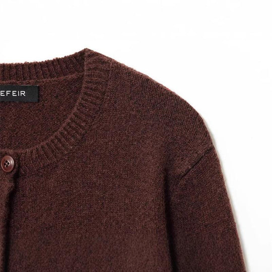 Damen kuschelige Strickjacke mit klassischen Knöpfen und Rundhalsausschnitt EB