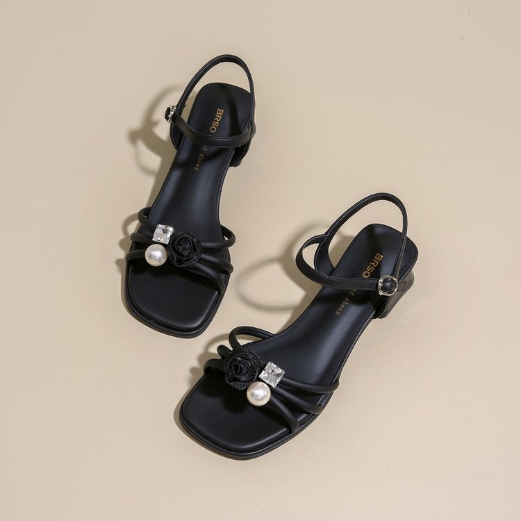 Damen Elegante Sandalen mit floralen Akzenten und feinem Riemchen EB