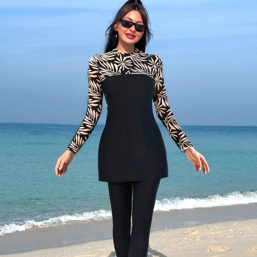 Damen Eleganter Langarm-Surfsuit mit modischen Akzenten EB