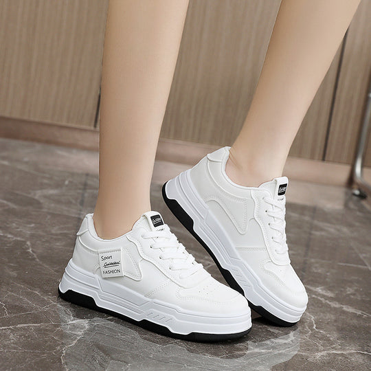 Damen Sportliche Sneakers mit dämpfendem Laufprofil und atmungsaktiver Obermaterialstruktur EB