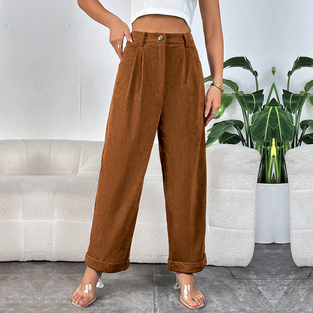 Damen hochgeschnittene Cordhose mit weitem Bein, Bundfalten und umgeschlagenem Saum Eichborn Berlin