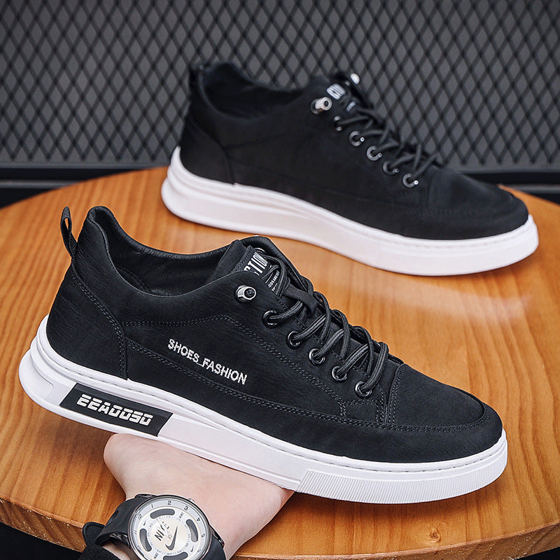 Herren Sneaker im urbanen Stil EB