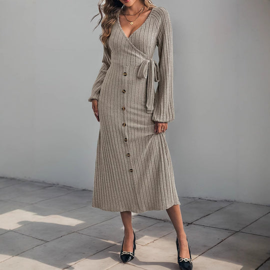 Damen Wickelkleid mit eleganten Rüschendetails und taillierbarem Gürtel EB