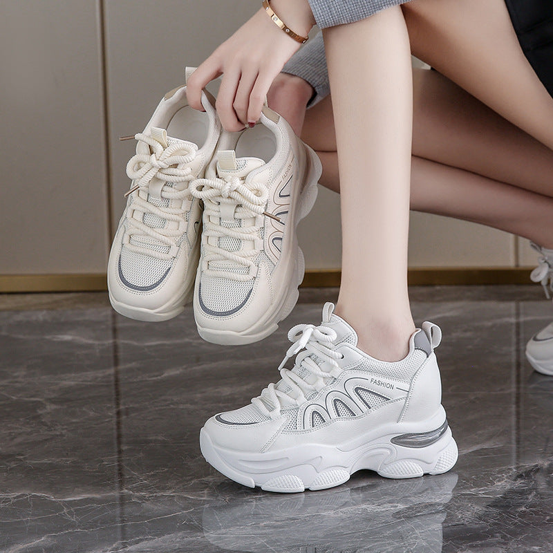 Damen Bequeme Sport Sneakers mit atmungsaktivem Mesh-Obermaterial und gummierter Sohle EB